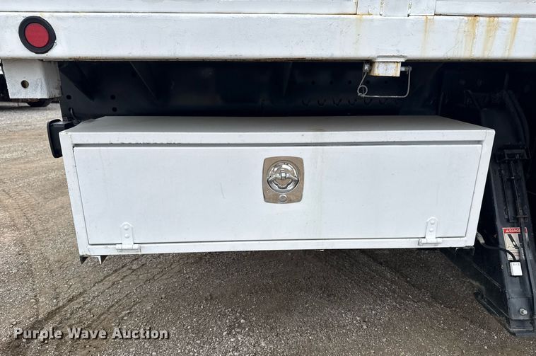 image for item EG2613 2012 Freightliner 114SD crane truck