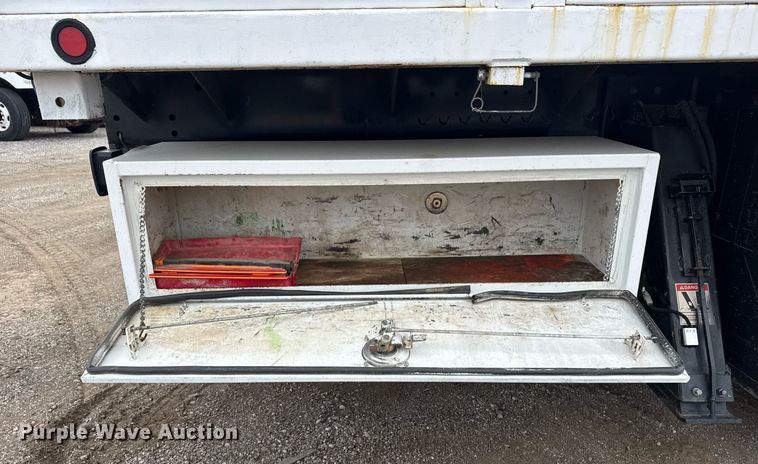 image for item EG2613 2012 Freightliner 114SD crane truck