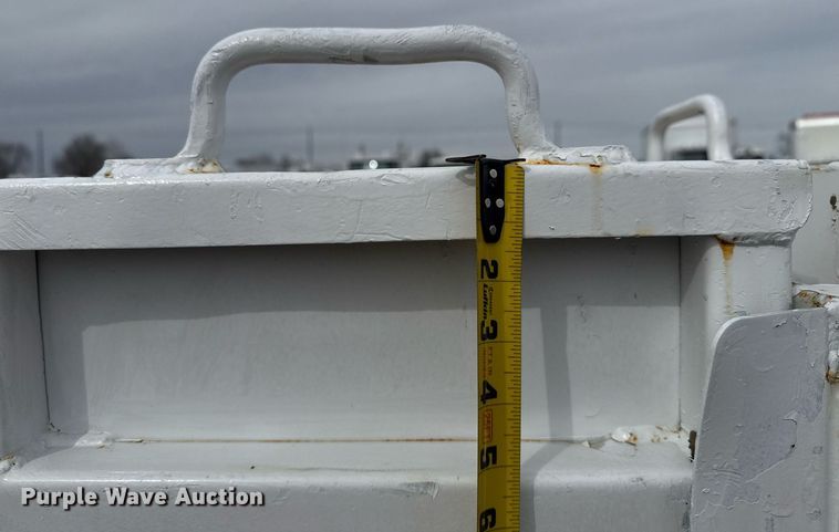 image for item EG2613 2012 Freightliner 114SD crane truck