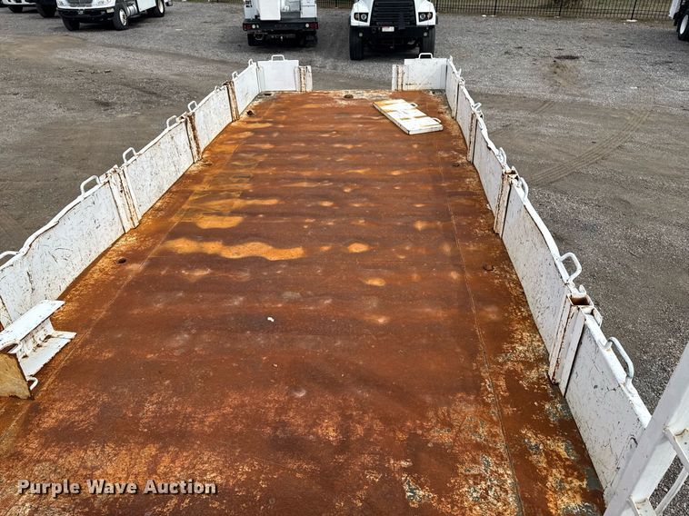 image for item EG2613 2012 Freightliner 114SD crane truck