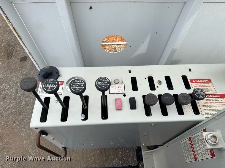 image for item EG2613 2012 Freightliner 114SD crane truck