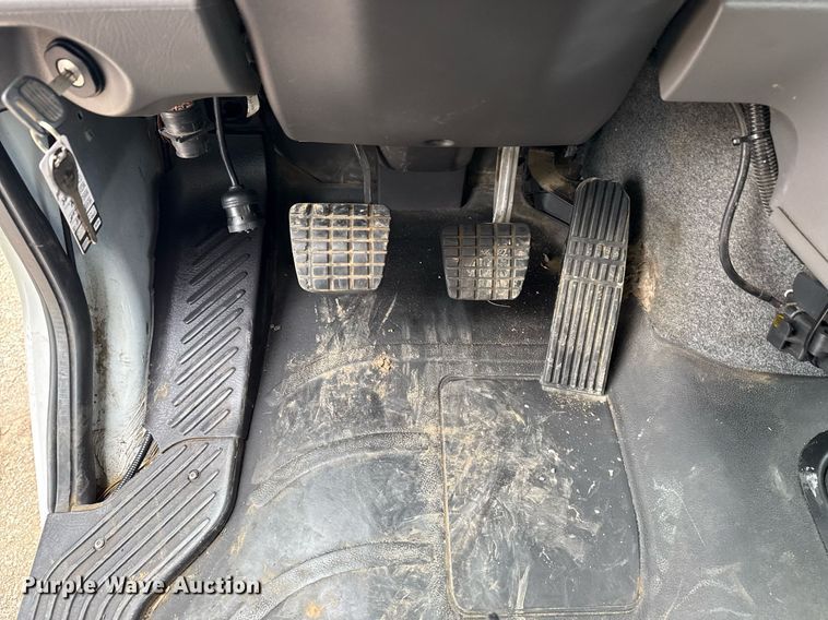 image for item EG2613 2012 Freightliner 114SD crane truck