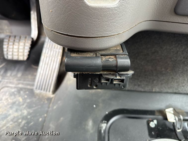 image for item EG2613 2012 Freightliner 114SD crane truck