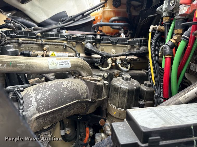 image for item EG2613 2012 Freightliner 114SD crane truck