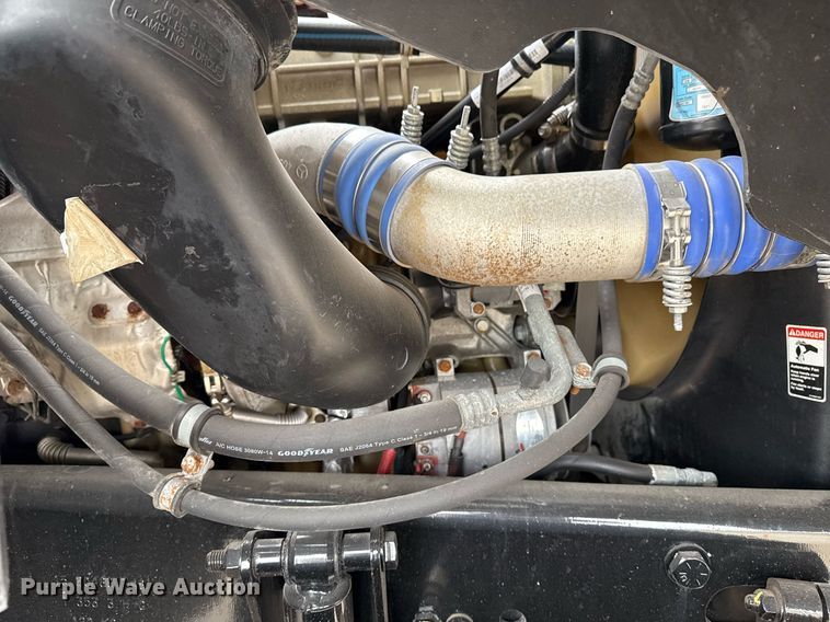 image for item EG2613 2012 Freightliner 114SD crane truck