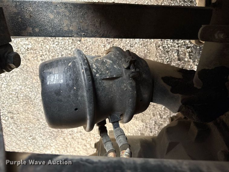 image for item EG2613 2012 Freightliner 114SD crane truck