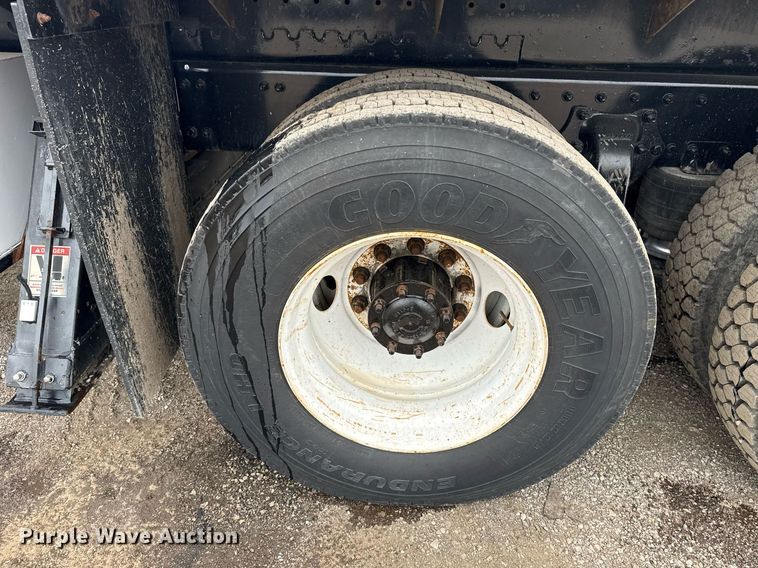 image for item EG2613 2012 Freightliner 114SD crane truck