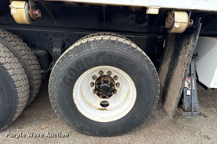 image for item EG2613 2012 Freightliner 114SD crane truck