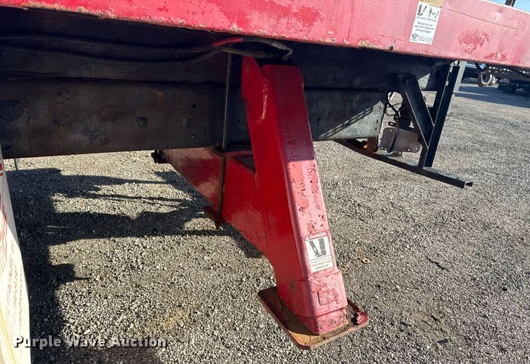 image for item EG2617 2007 Ford F750 Super Duty crane truck