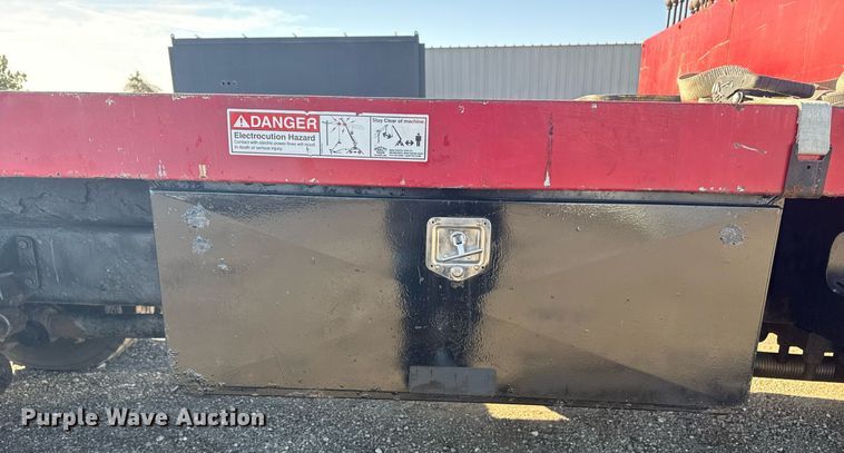 image for item EG2617 2007 Ford F750 Super Duty crane truck