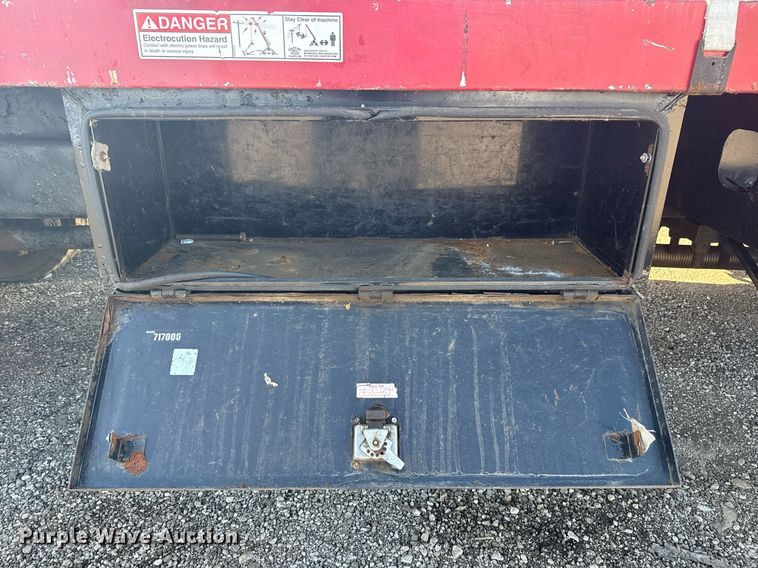 image for item EG2617 2007 Ford F750 Super Duty crane truck