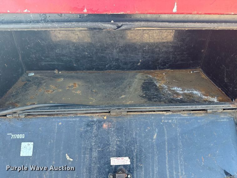 image for item EG2617 2007 Ford F750 Super Duty crane truck