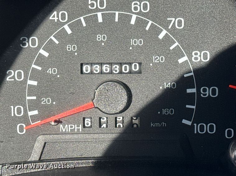 image for item EG2617 2007 Ford F750 Super Duty crane truck