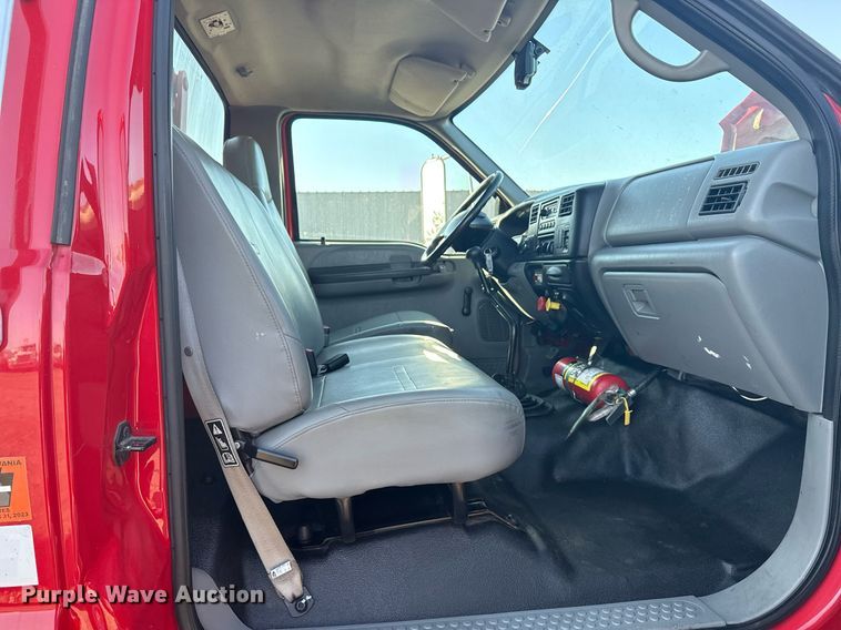 image for item EG2617 2007 Ford F750 Super Duty crane truck