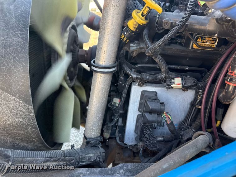 image for item EG2617 2007 Ford F750 Super Duty crane truck