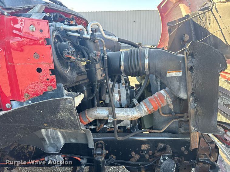 image for item EG2617 2007 Ford F750 Super Duty crane truck