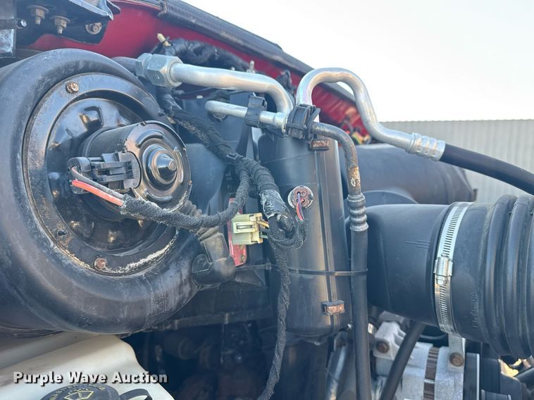 image for item EG2617 2007 Ford F750 Super Duty crane truck