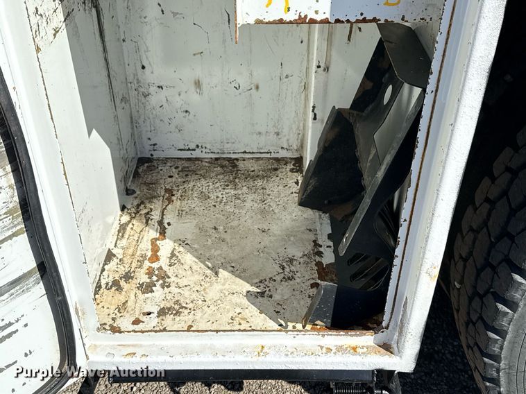 image for item EG2620 2007 Freightliner Business Class M2 Crew Cab crane truck