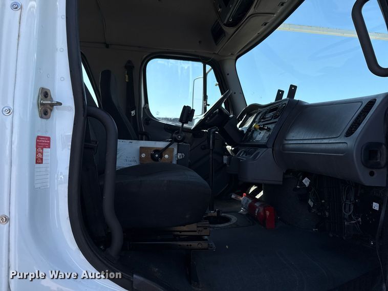 image for item EG2620 2007 Freightliner Business Class M2 Crew Cab crane truck