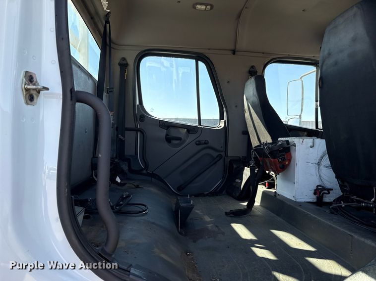 image for item EG2620 2007 Freightliner Business Class M2 Crew Cab crane truck