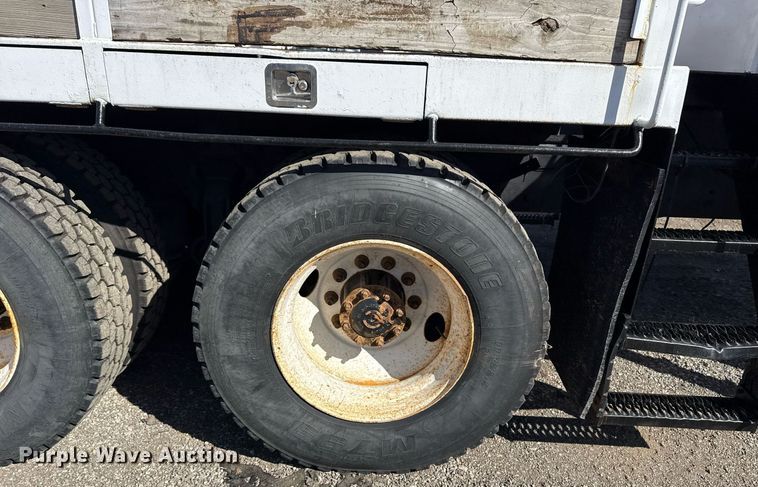 image for item EG2620 2007 Freightliner Business Class M2 Crew Cab crane truck