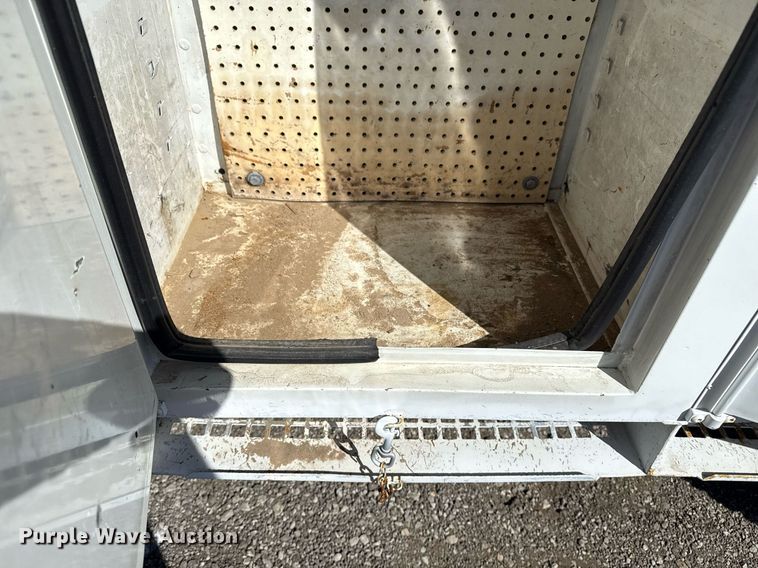 image for item EG2621 2001 Freightliner FL80 digger derrick truck