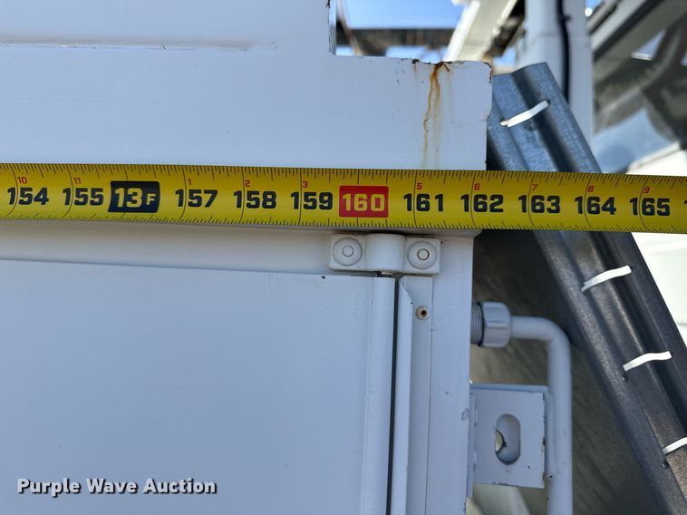 image for item EG2621 2001 Freightliner FL80 digger derrick truck