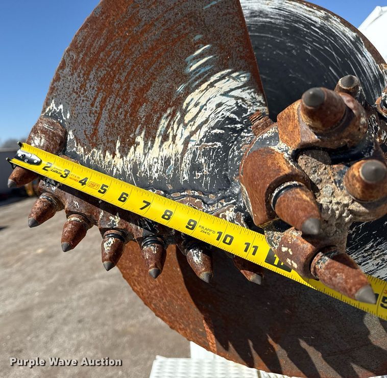 image for item EG2621 2001 Freightliner FL80 digger derrick truck