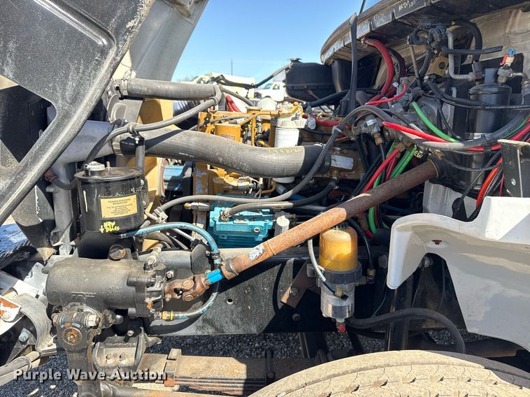 image for item EG2621 2001 Freightliner FL80 digger derrick truck