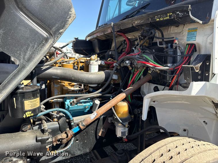 image for item EG2621 2001 Freightliner FL80 digger derrick truck