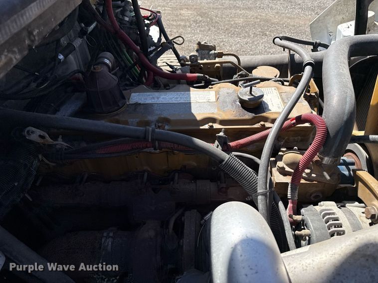 image for item EG2621 2001 Freightliner FL80 digger derrick truck