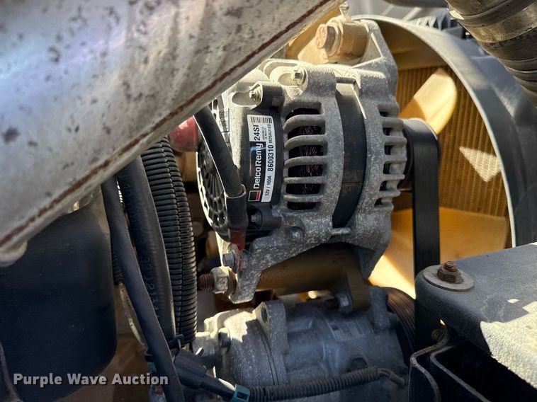 image for item EG2621 2001 Freightliner FL80 digger derrick truck