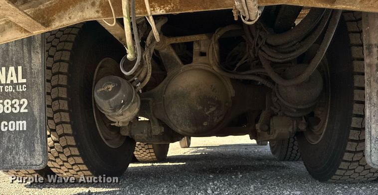 image for item EG2621 2001 Freightliner FL80 digger derrick truck