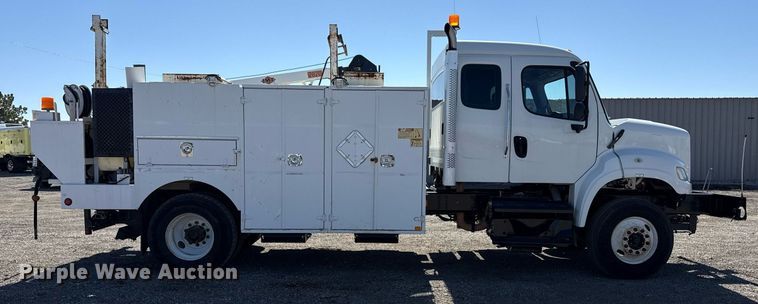 image for item EG2622 2013 Freightliner Business Class M2 Ext. Cab utility / service truck