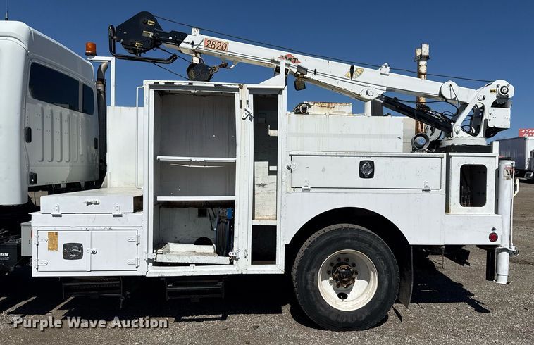 image for item EG2622 2013 Freightliner Business Class M2 Ext. Cab utility / service truck