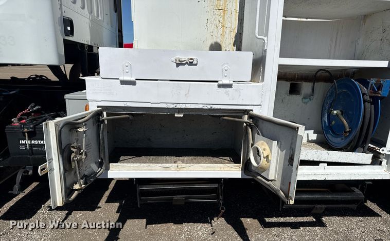 image for item EG2622 2013 Freightliner Business Class M2 Ext. Cab utility / service truck