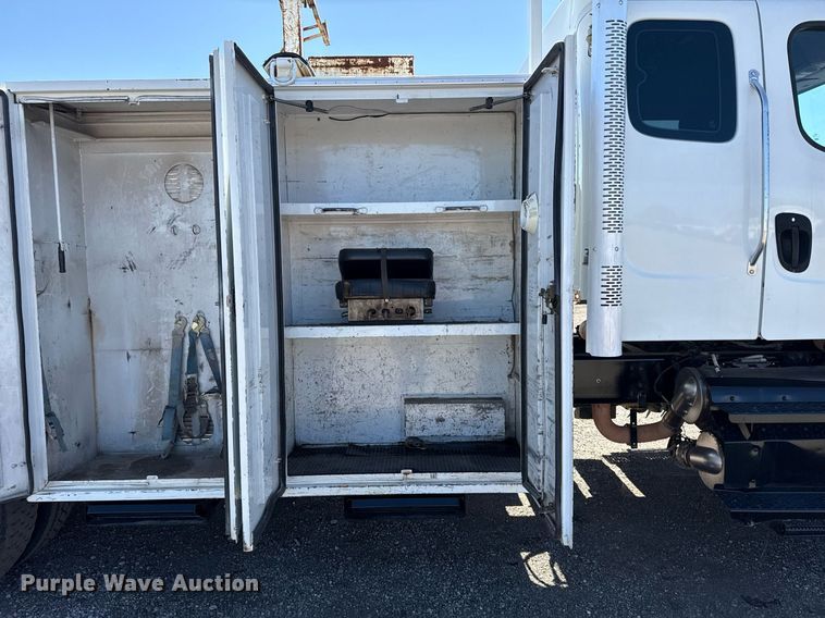 image for item EG2622 2013 Freightliner Business Class M2 Ext. Cab utility / service truck