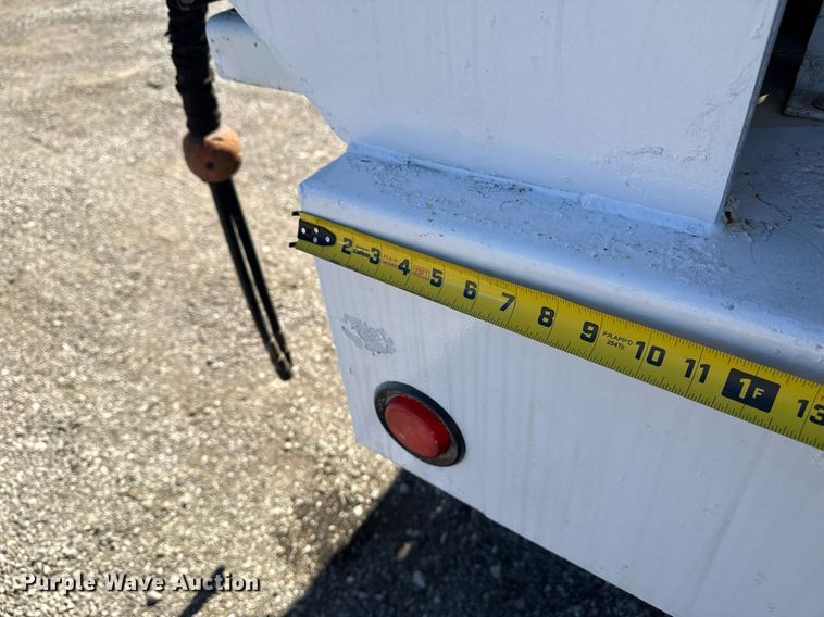 image for item EG2622 2013 Freightliner Business Class M2 Ext. Cab utility / service truck