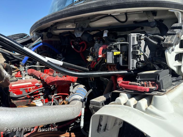 image for item EG2622 2013 Freightliner Business Class M2 Ext. Cab utility / service truck