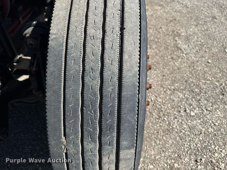 image for item EG2622 2013 Freightliner Business Class M2 Ext. Cab utility / service truck