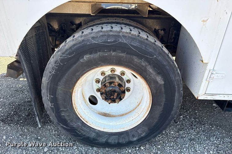 image for item EG2622 2013 Freightliner Business Class M2 Ext. Cab utility / service truck