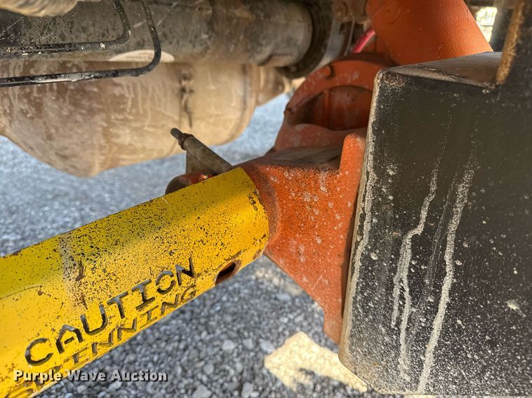 image for item EG2625 2015 International 4300 water truck