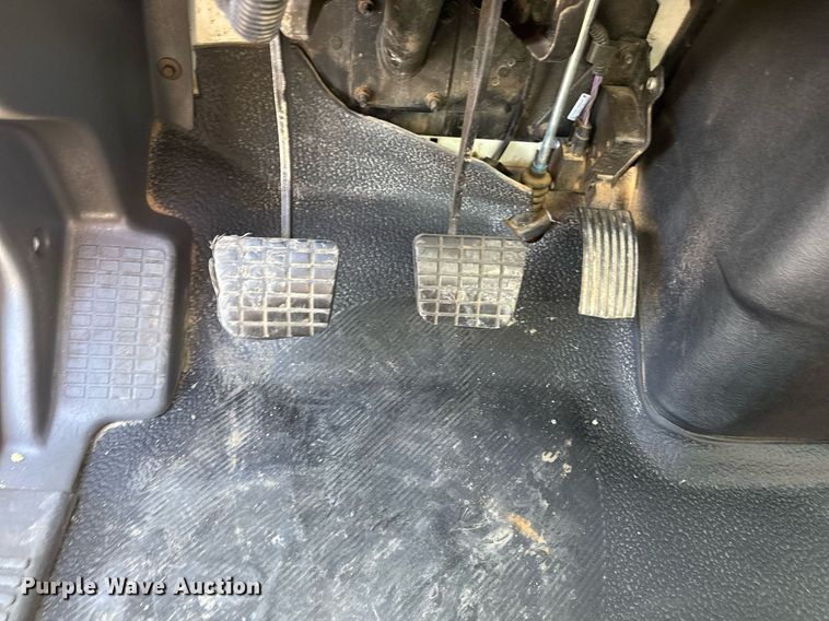 image for item EG2625 2015 International 4300 water truck