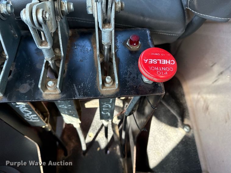 image for item EG2625 2015 International 4300 water truck