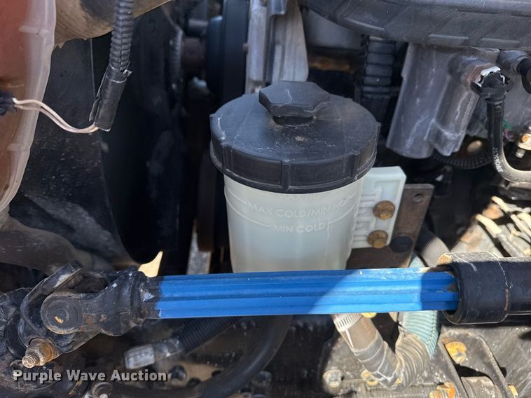 image for item EG2625 2015 International 4300 water truck