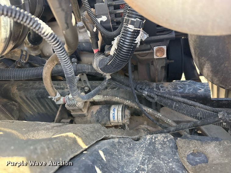 image for item EG2625 2015 International 4300 water truck