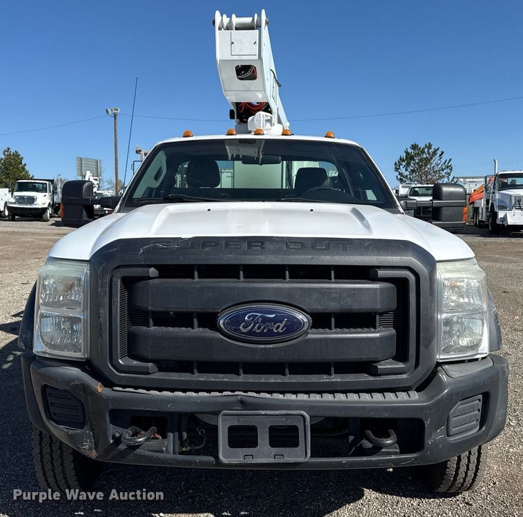 image for item EG2626 2012 Ford F450 Super Duty bucket truck