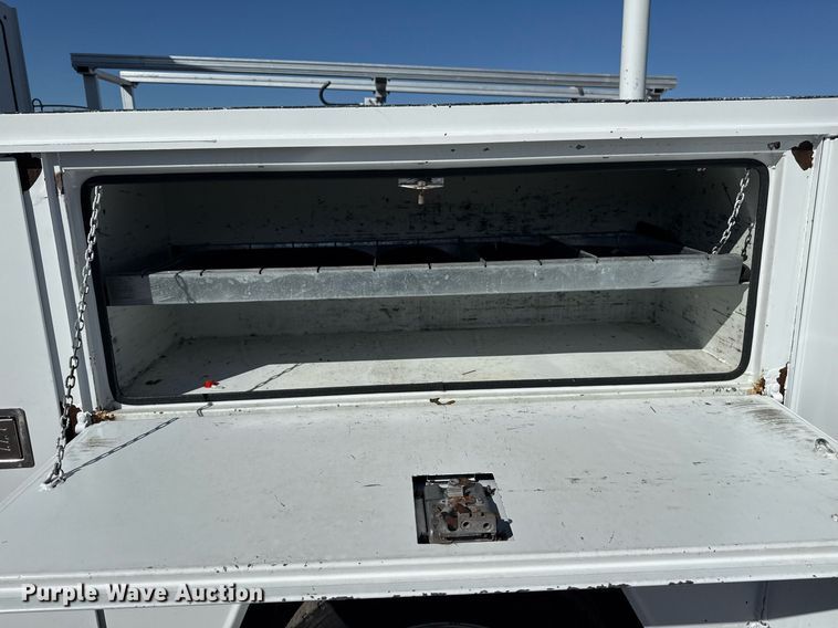 image for item EG2626 2012 Ford F450 Super Duty bucket truck