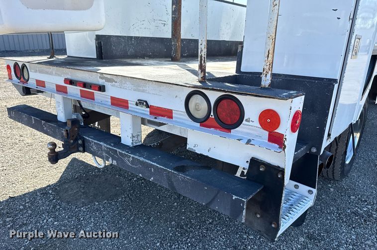 image for item EG2626 2012 Ford F450 Super Duty bucket truck