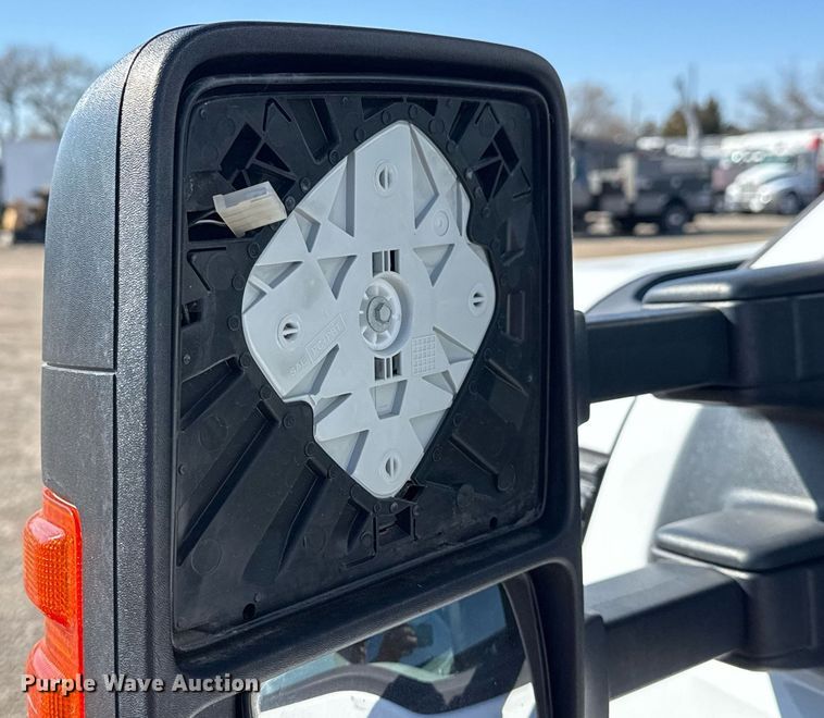 image for item EG2626 2012 Ford F450 Super Duty bucket truck